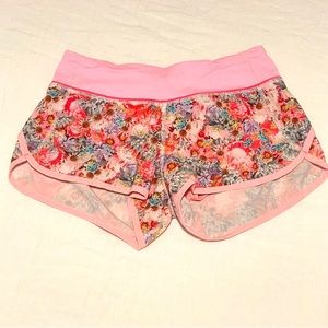 Pink floral shorts, rare